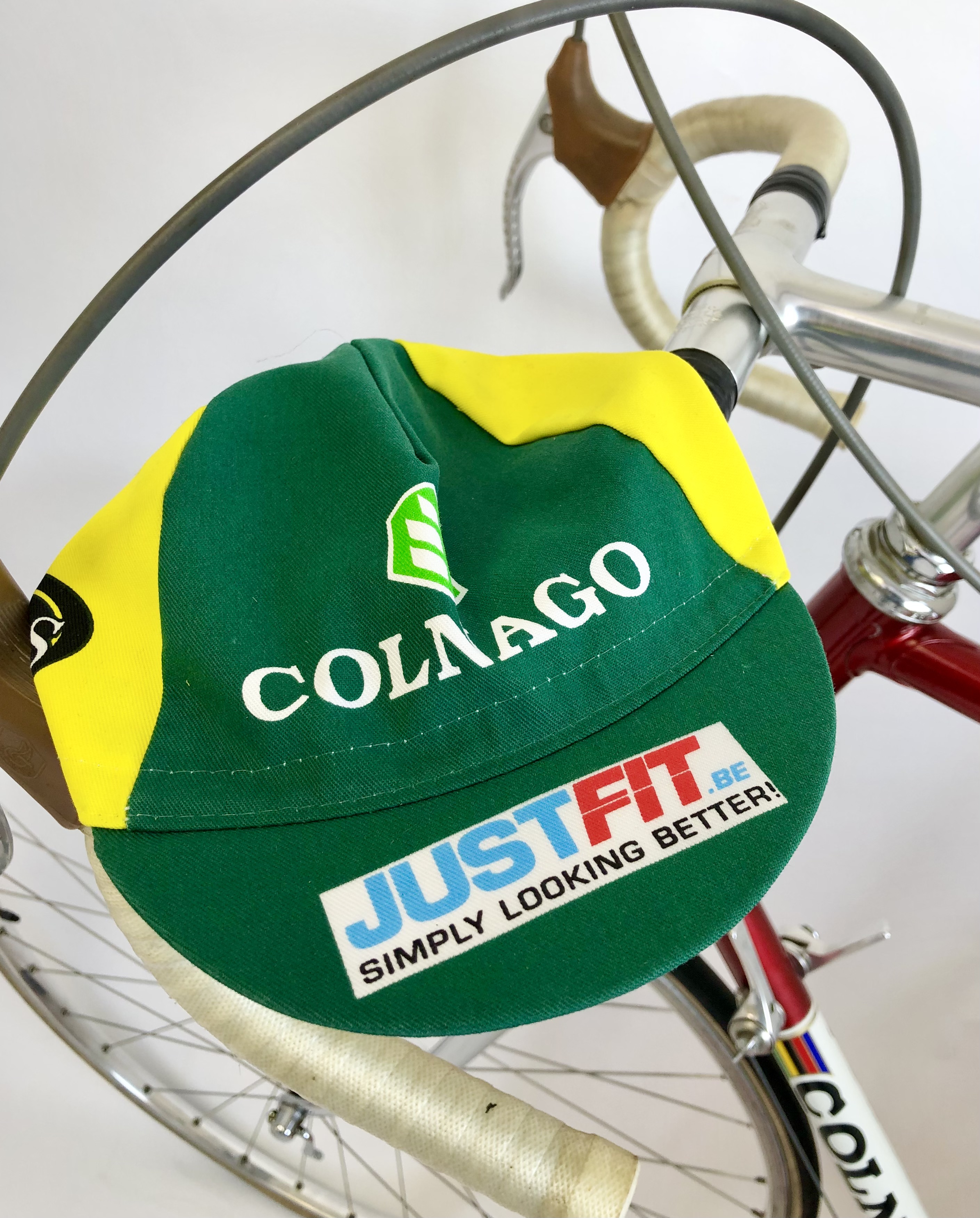 Rennradkappe_historical_team_cap_retro_cyling_radmutze_rennkappe_radlercap_la_casquette_fahrradkultur__-Colnago