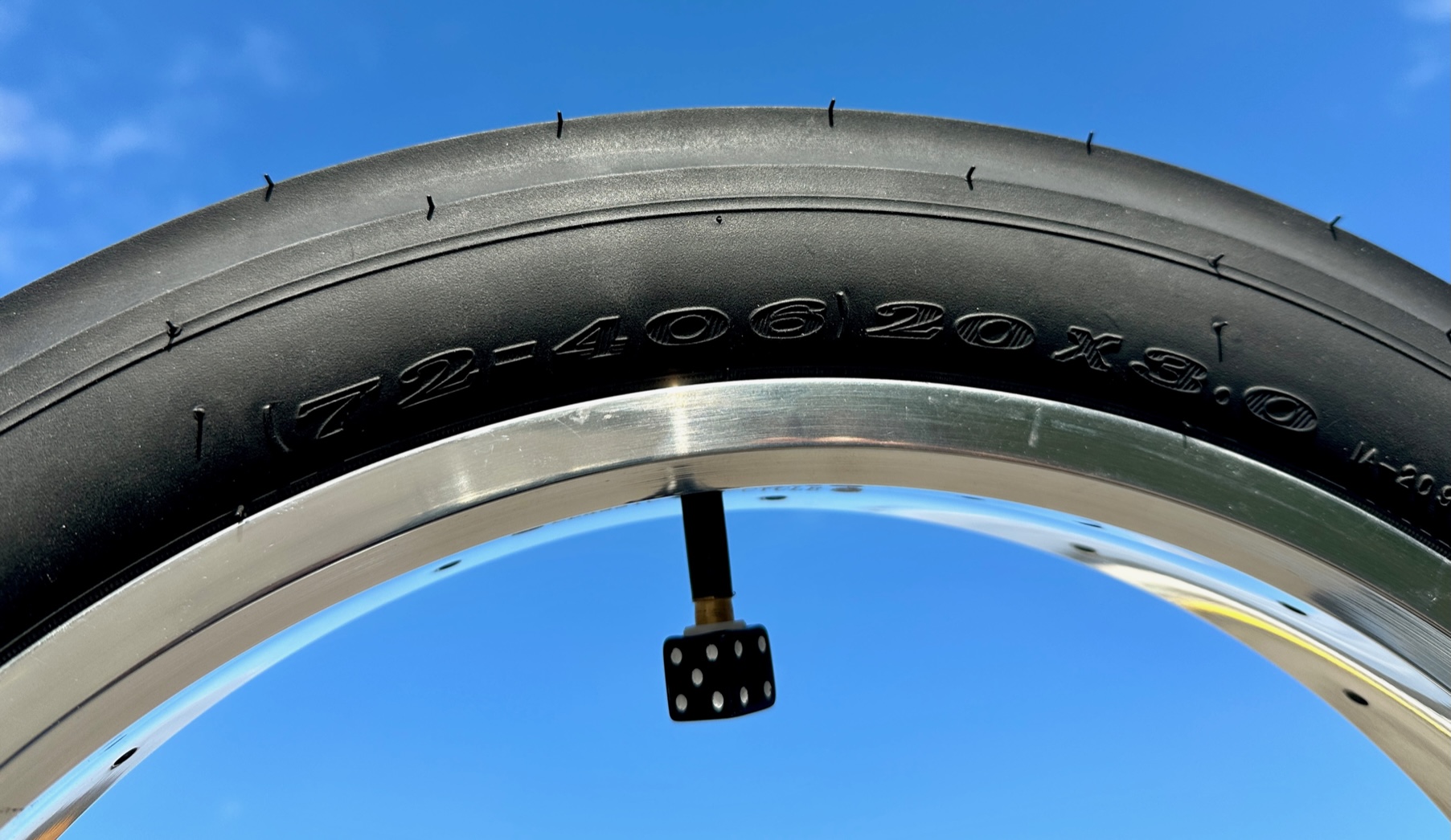 Dragster_Slick_20x3_black_b
