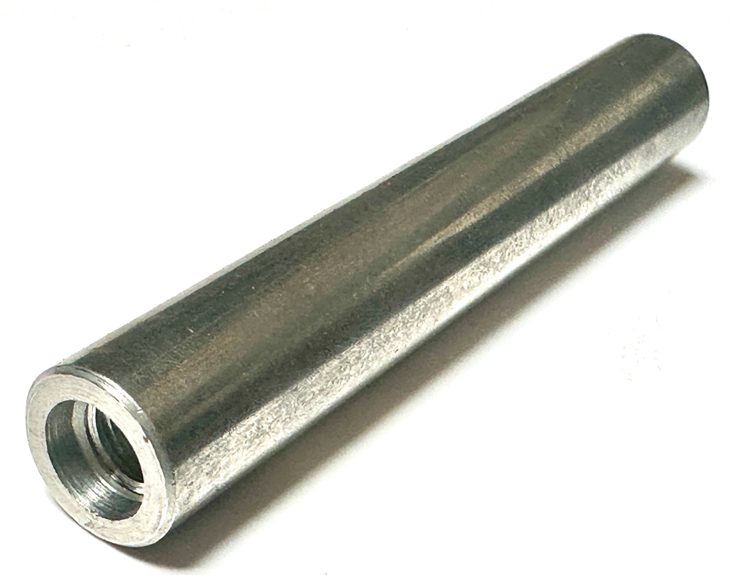 Manguito de conexión / casquillo roscado redondo M10, 70 x 15 mm