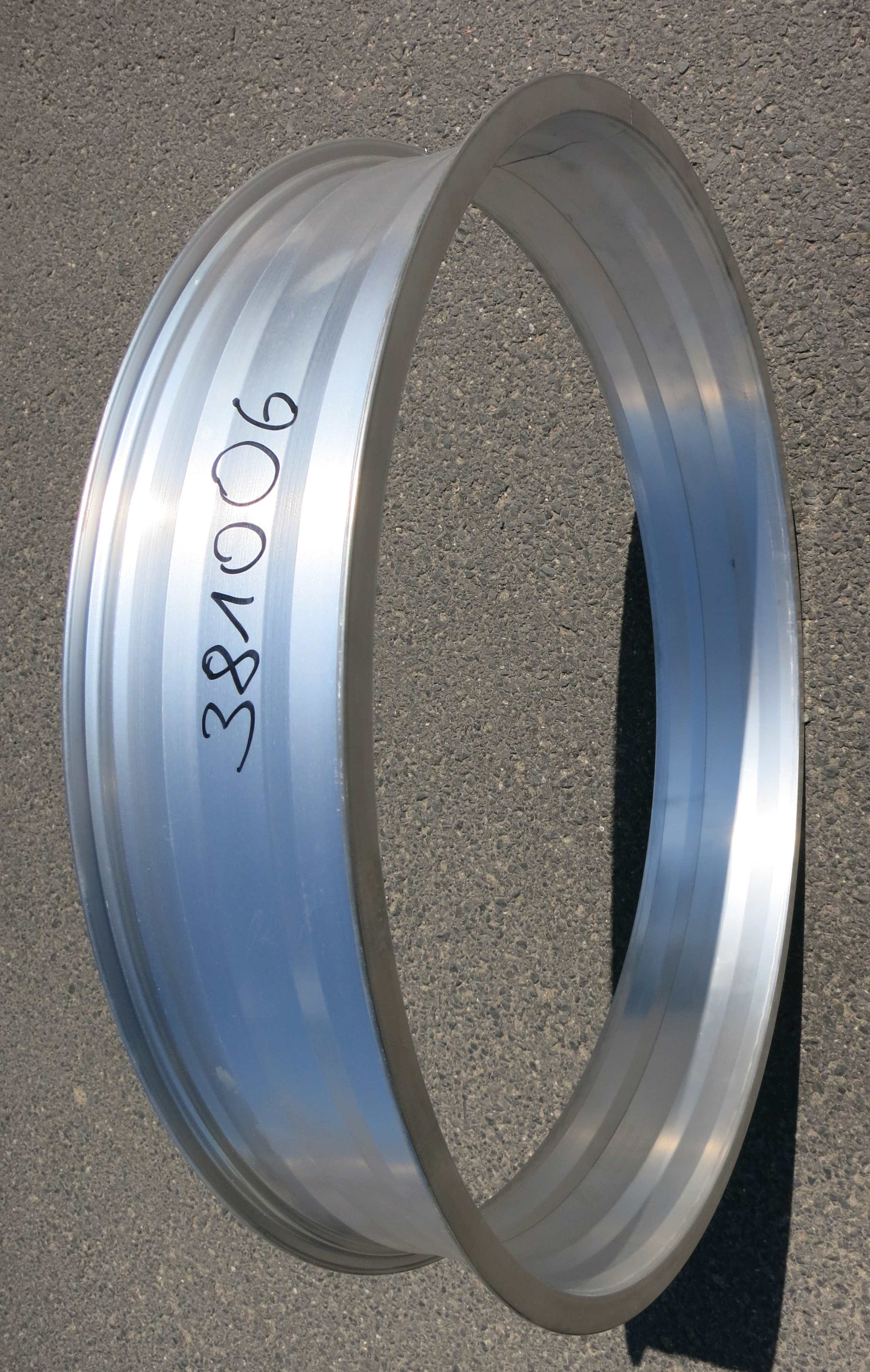 Llanta de aluminio de 24 pulgadas 100 mm de ancho