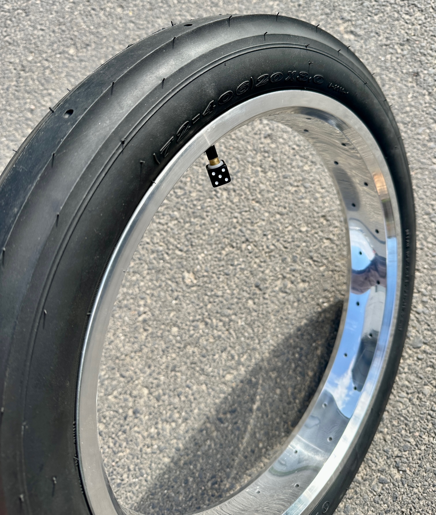 Dragster_Slick_20x3_black_d
