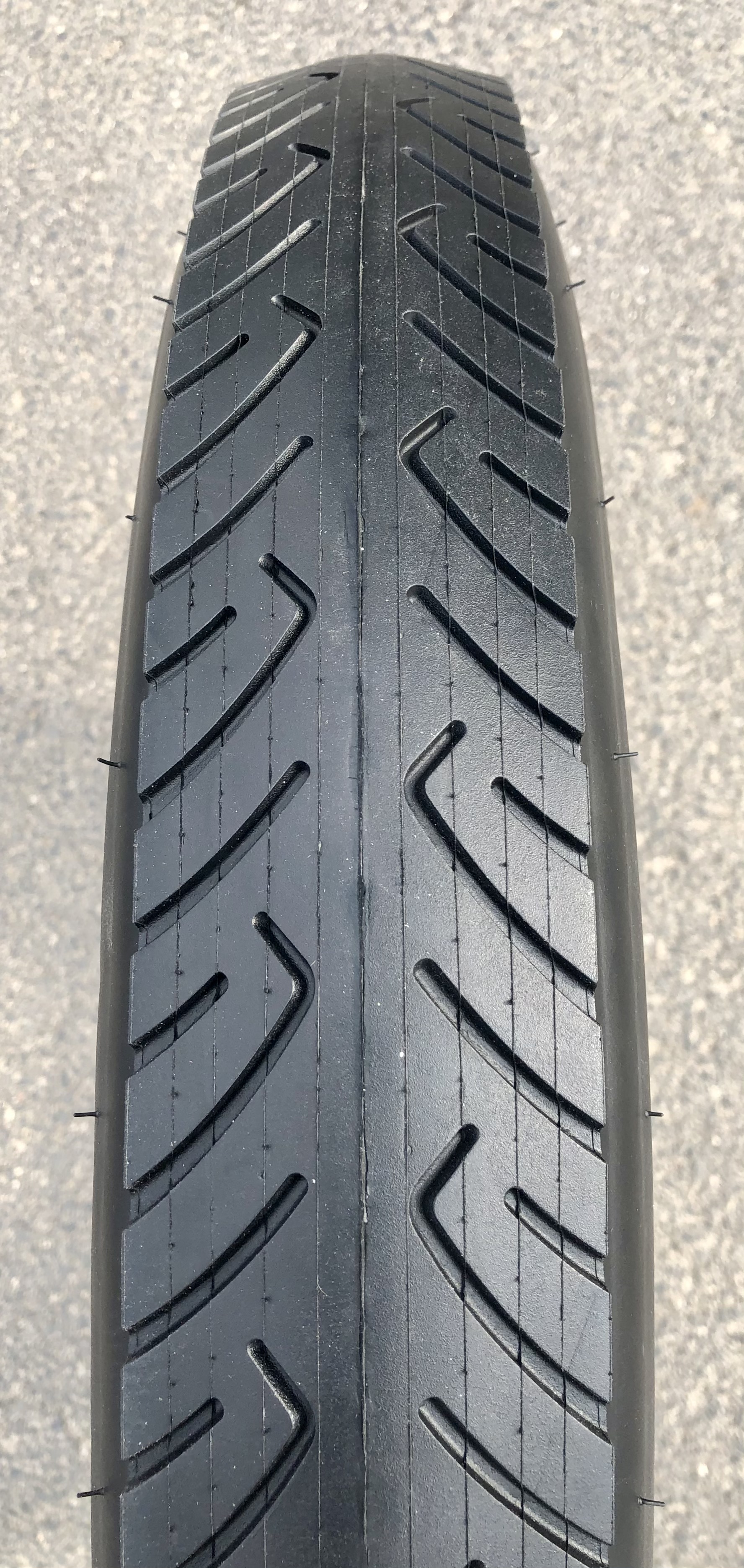 Tire_Kenda_Kraze_24x3_1