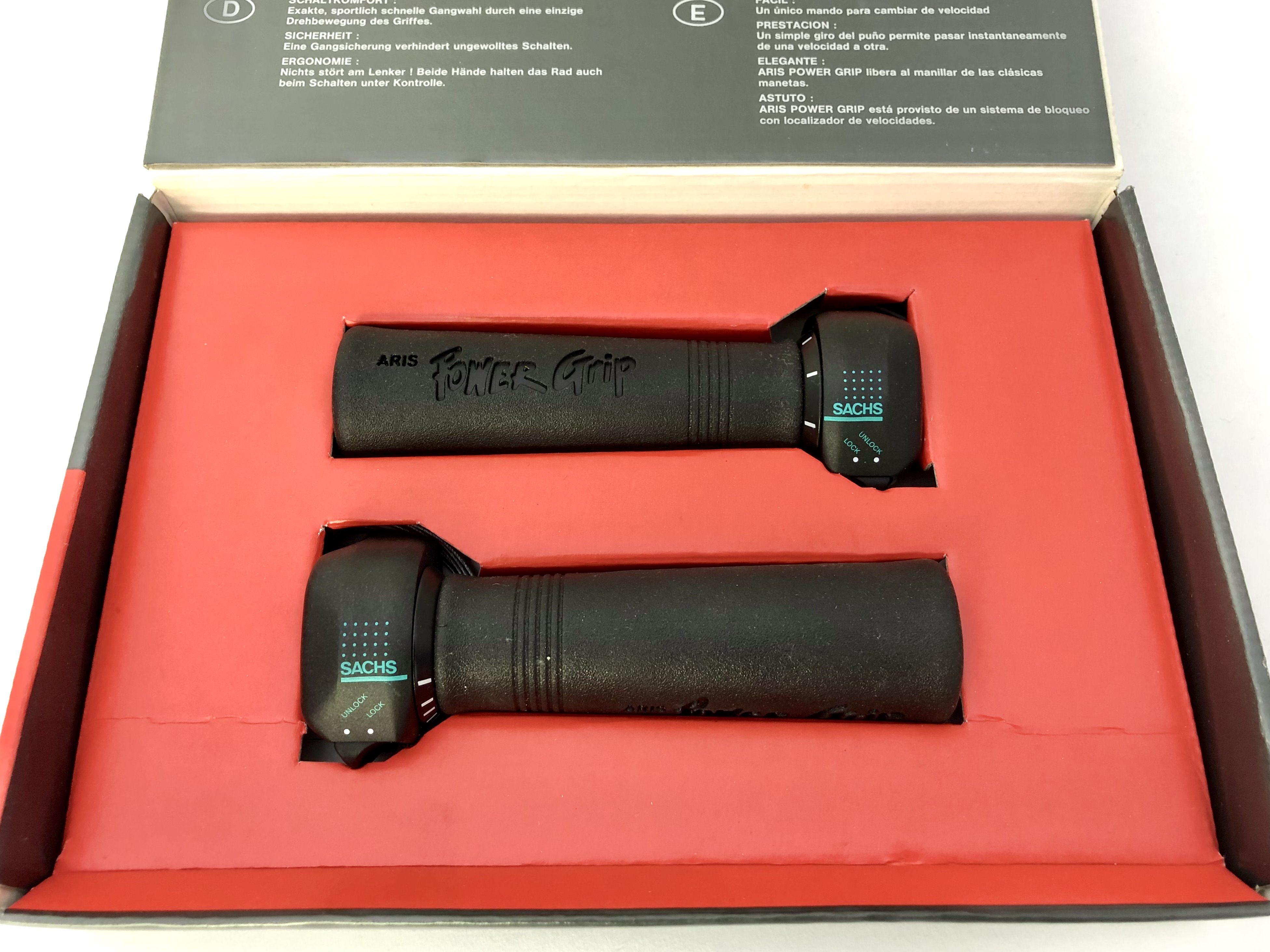 Vintage_original_Sachs-Huret_Aris_Power_Grip_twist_shifter_NOS_1