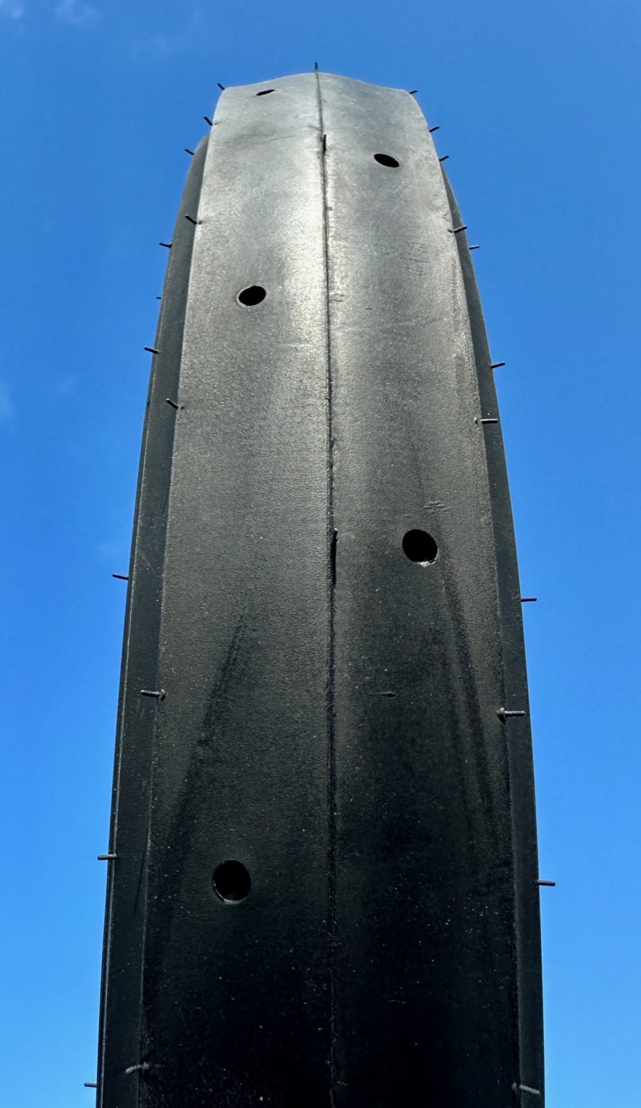 Dragster_Slick_20x3_black_c