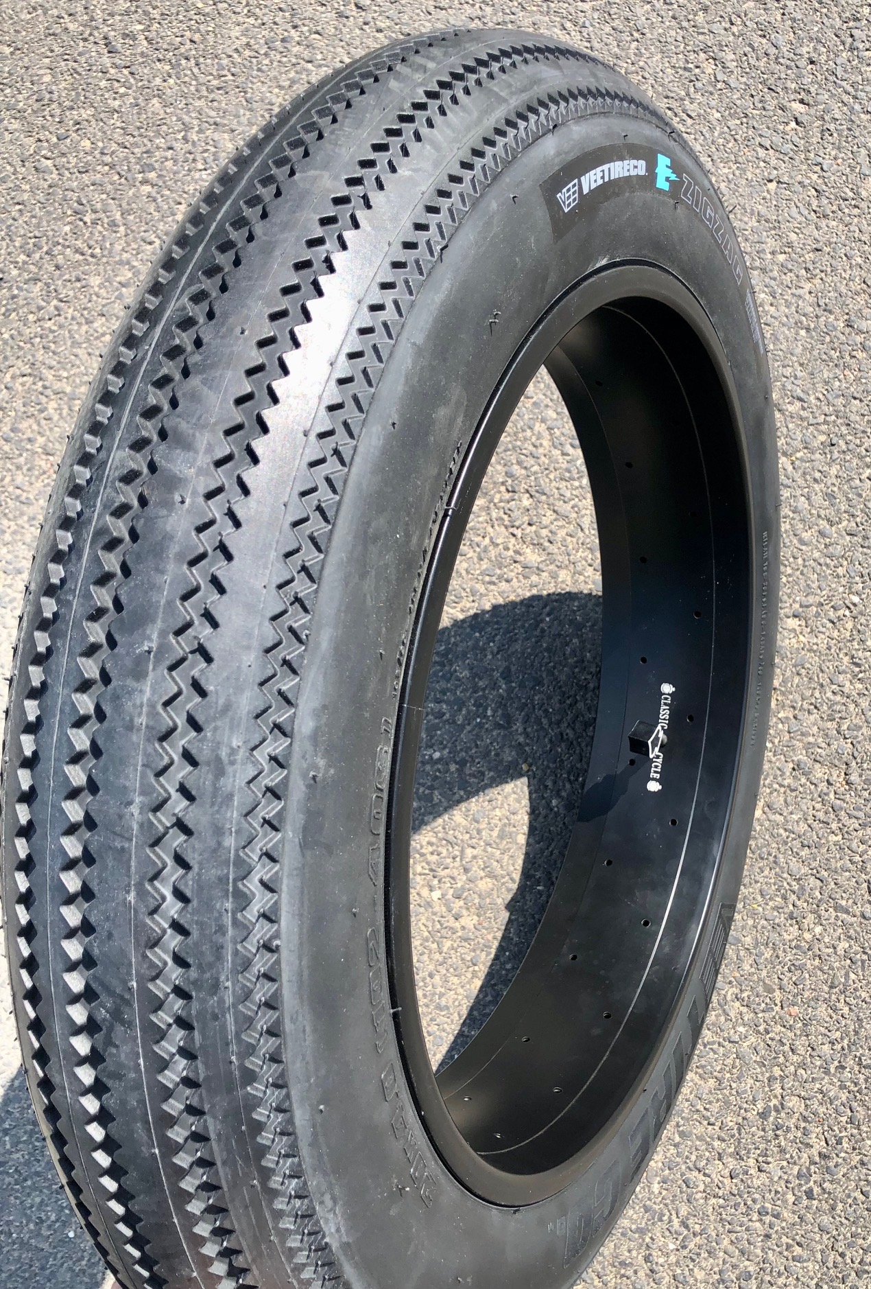 zigzag_vee_rubber_tire_reifen_204_20x4_e-bike50_5
