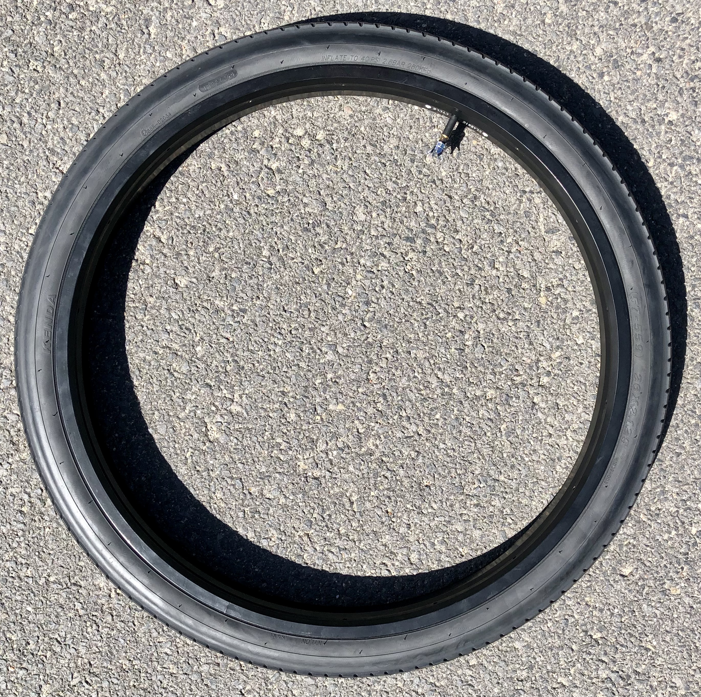 Tire_Kenda_Kraze_26x2-125_black_custom_bike_d