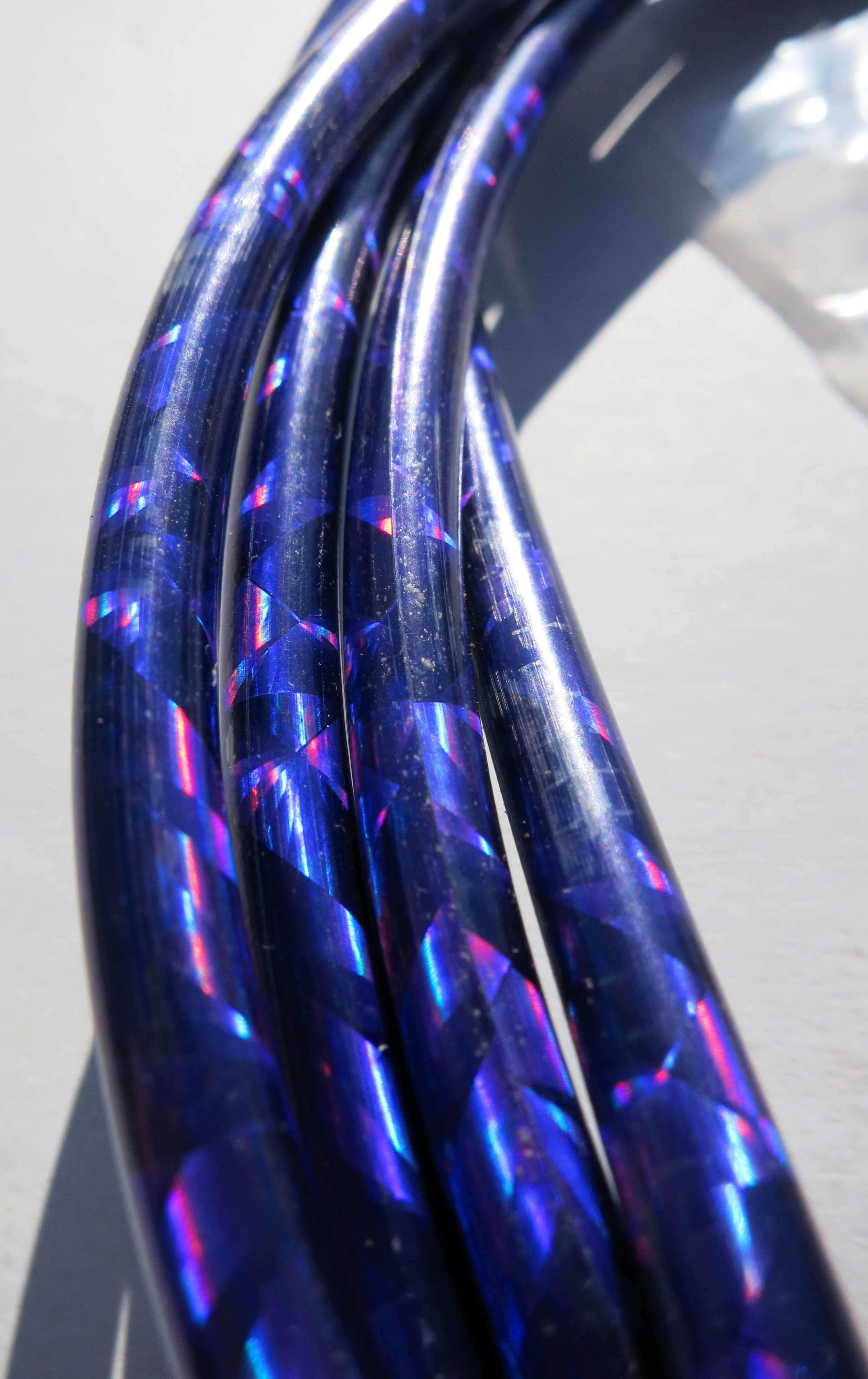Cable exterior Bowden brillante lila metalizado