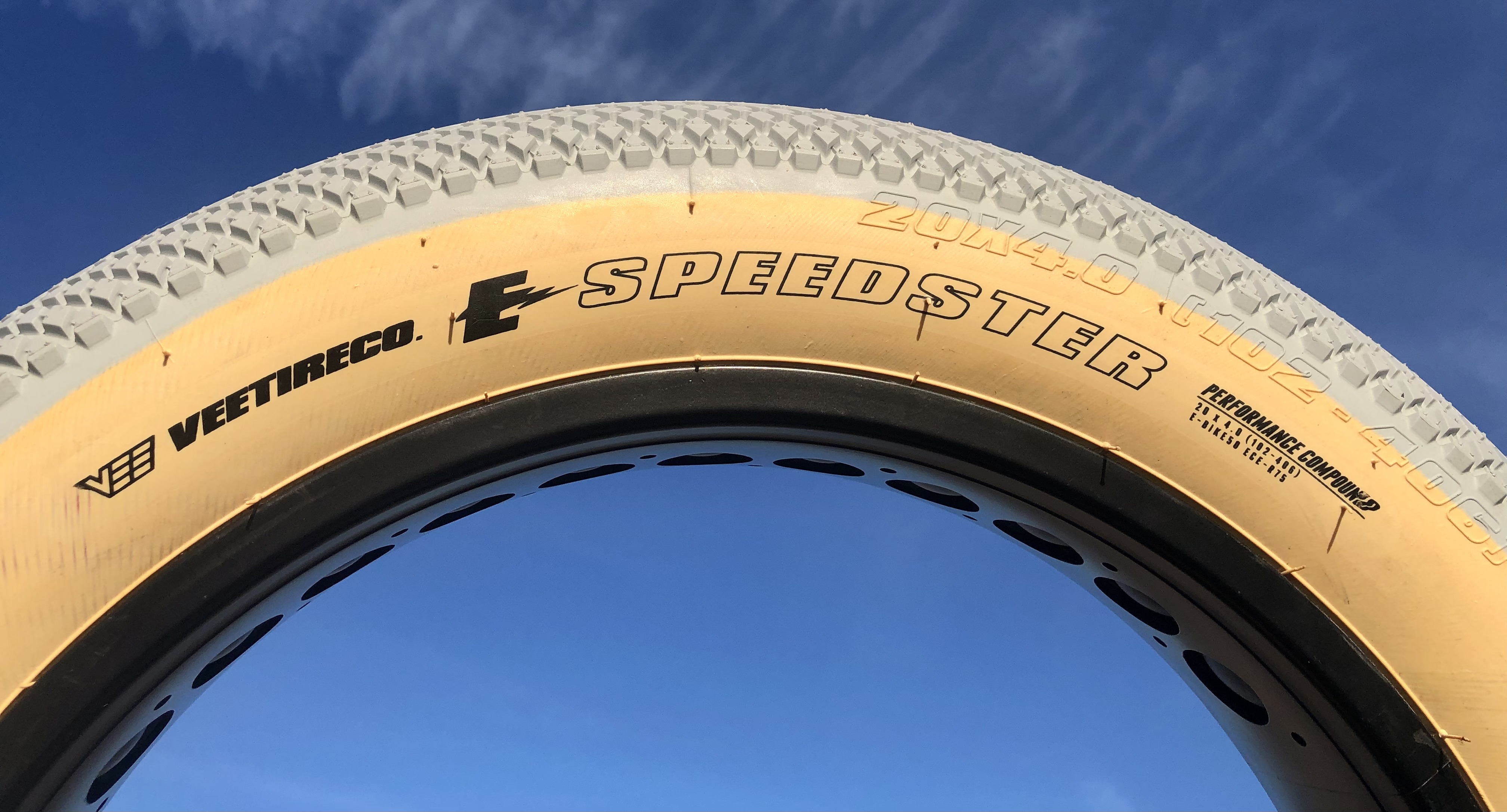 Bicycle_tire_speedster_20x4_Fatbike_limited_edition_grau_skinwall_3