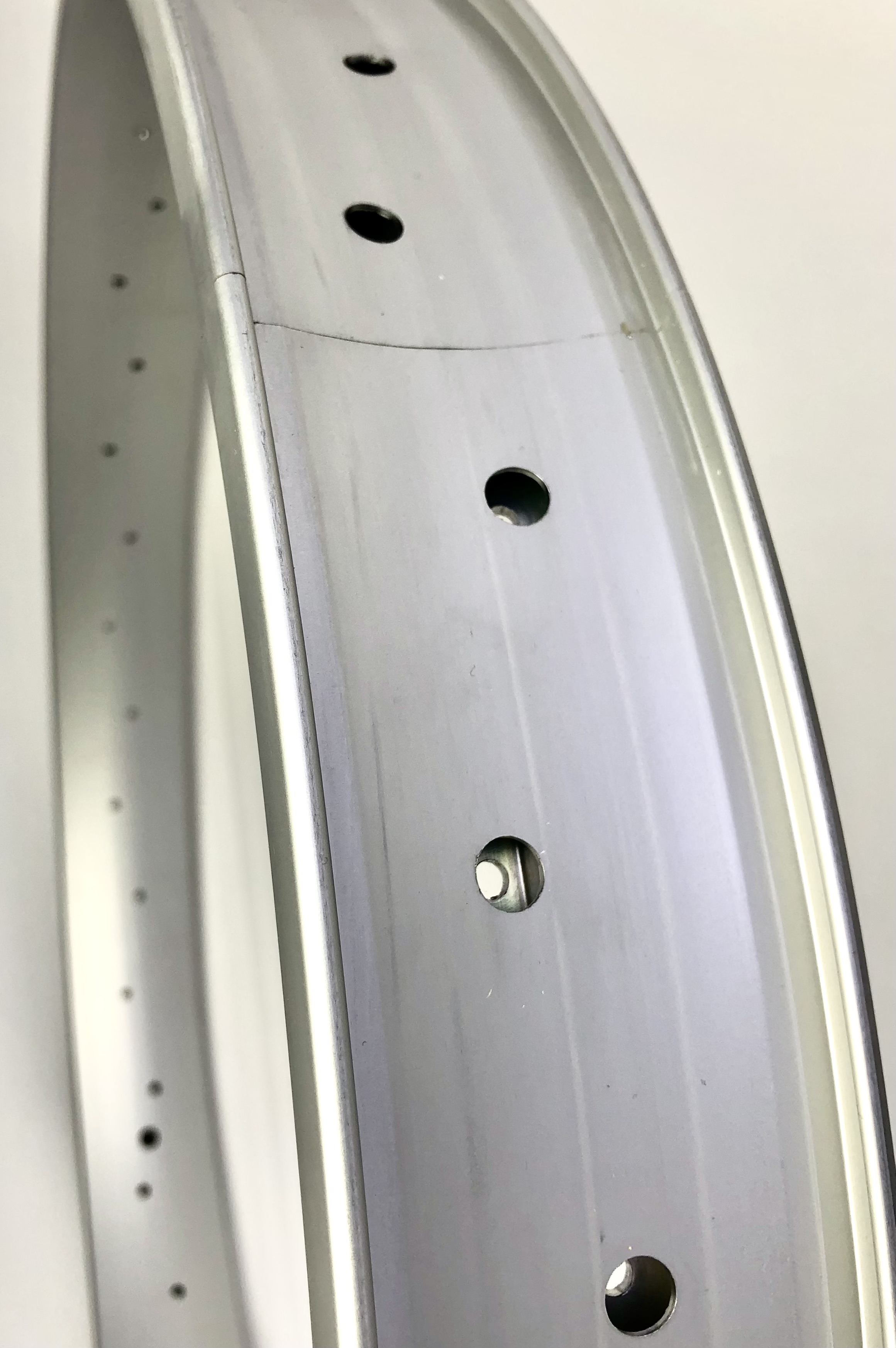 Llanta de aluminio de 26 pulgadas 65 mm color plata, pared doble