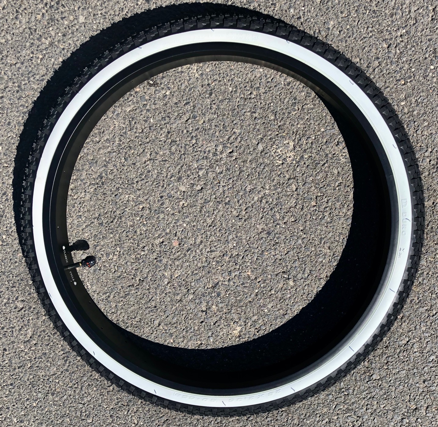 Neumático Berm Master 26 x 2.35 negro blanco
