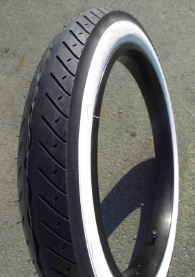 Neumáticos Street Hog 24 x 3.0 en negro con banda blanca sin letras negro