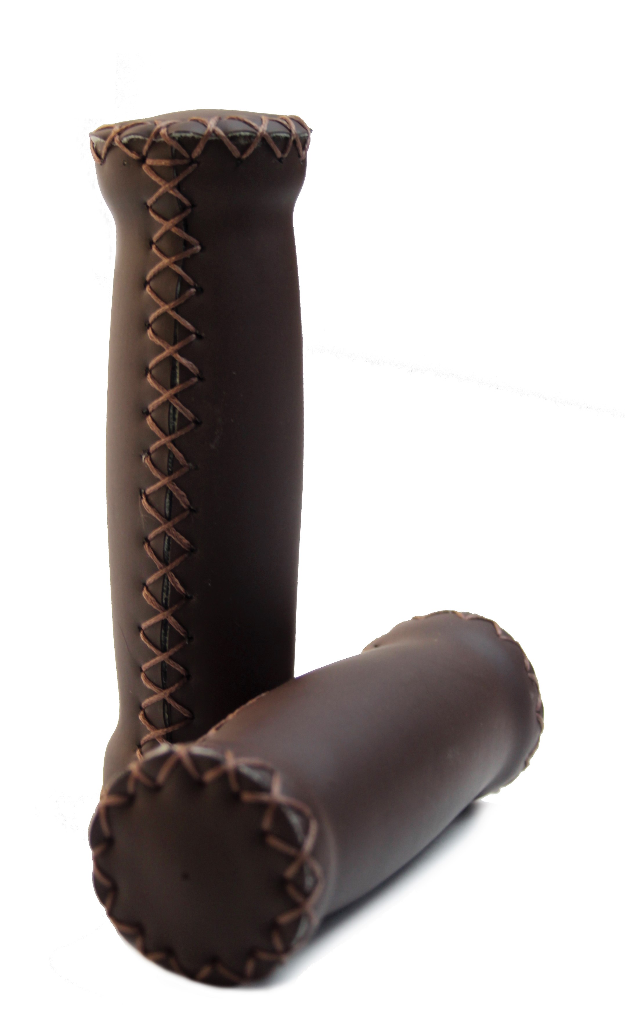 Puños de cuero (cuero artificial) en marrón oscuro con costuras exteriores