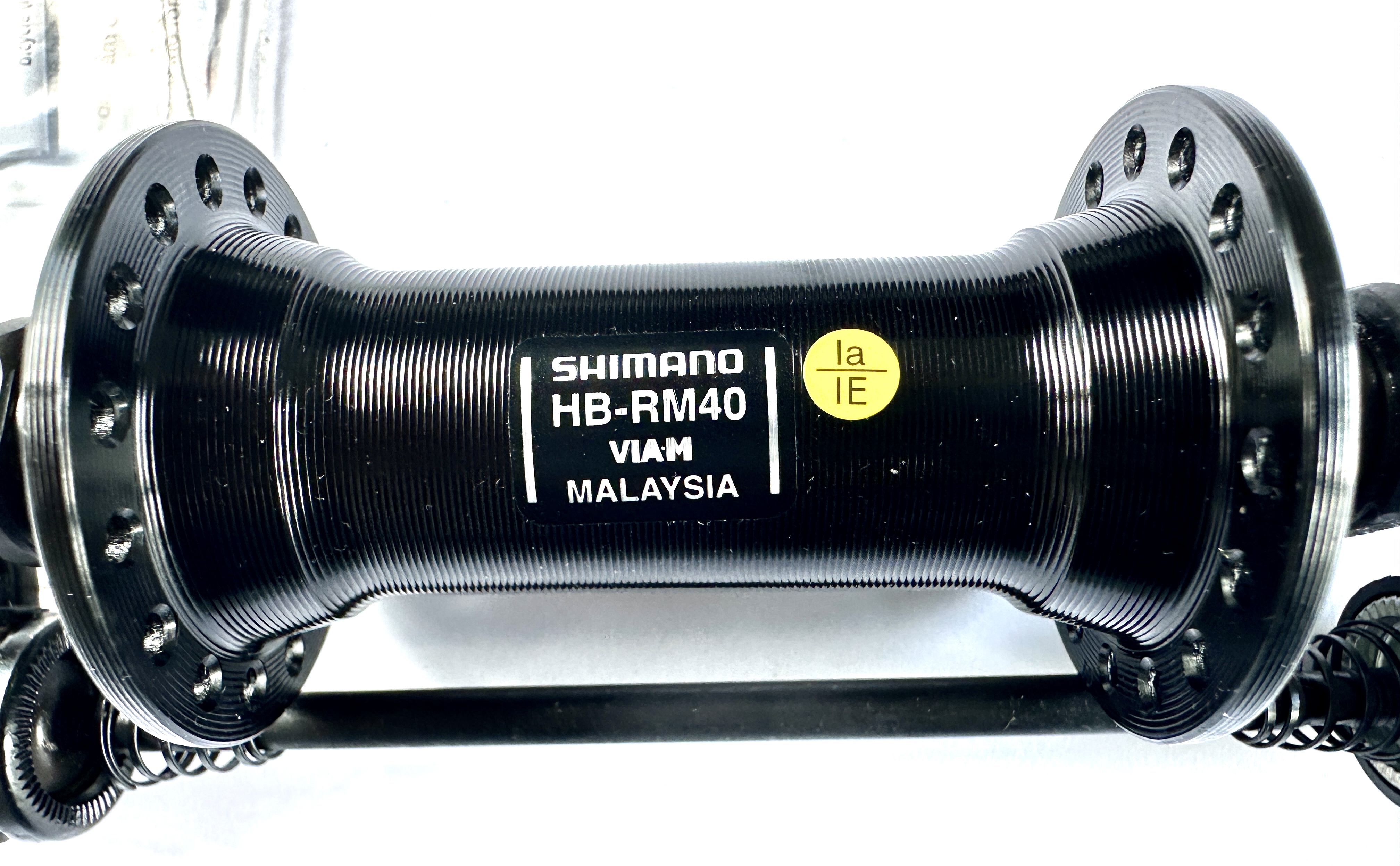 Buje delantero Shimano HB-RM40 32 agujeros, negro