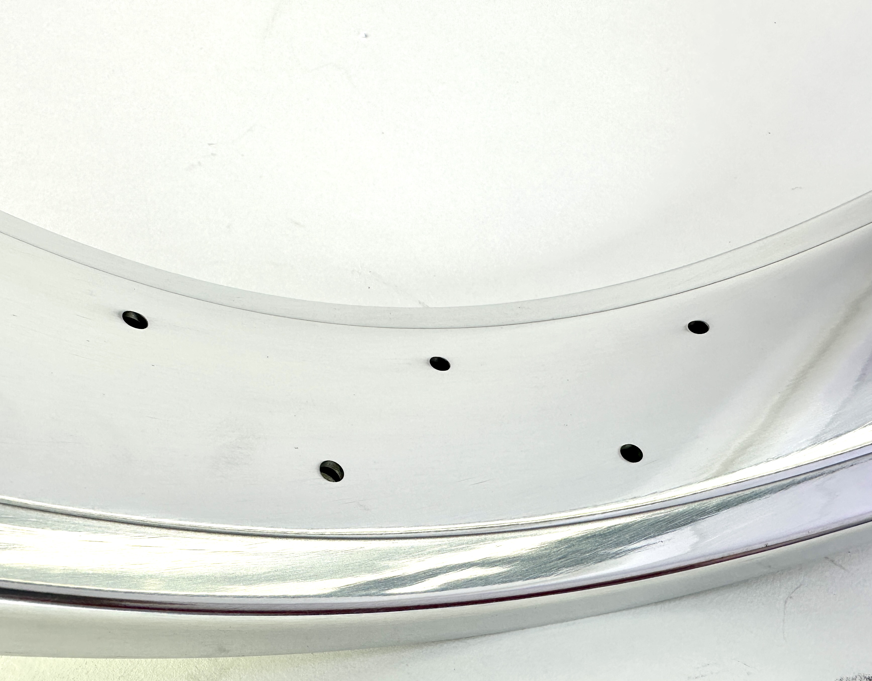 Llanta de aluminio de 20 pulgadas 82 mm en pulido espejo