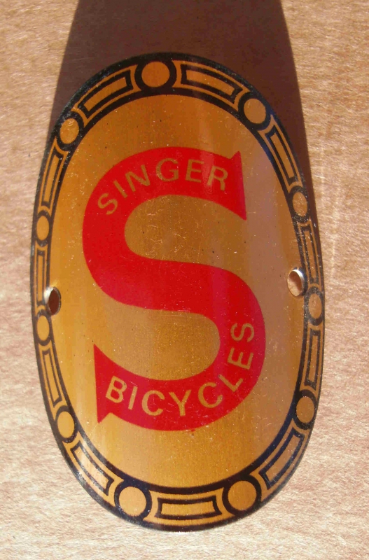 singer_nZne7EQEs19w6m